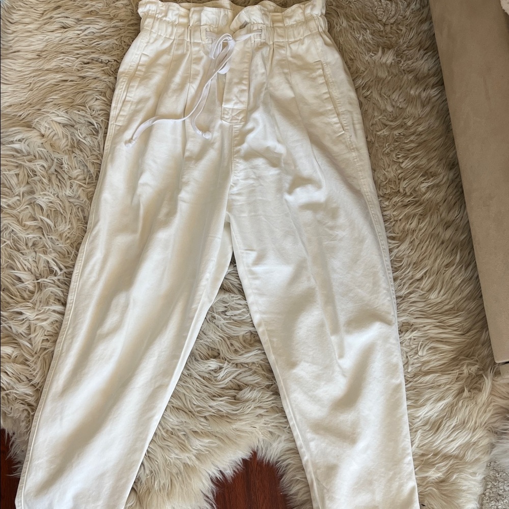 ⚡️flash sale fP high-waisted white jean